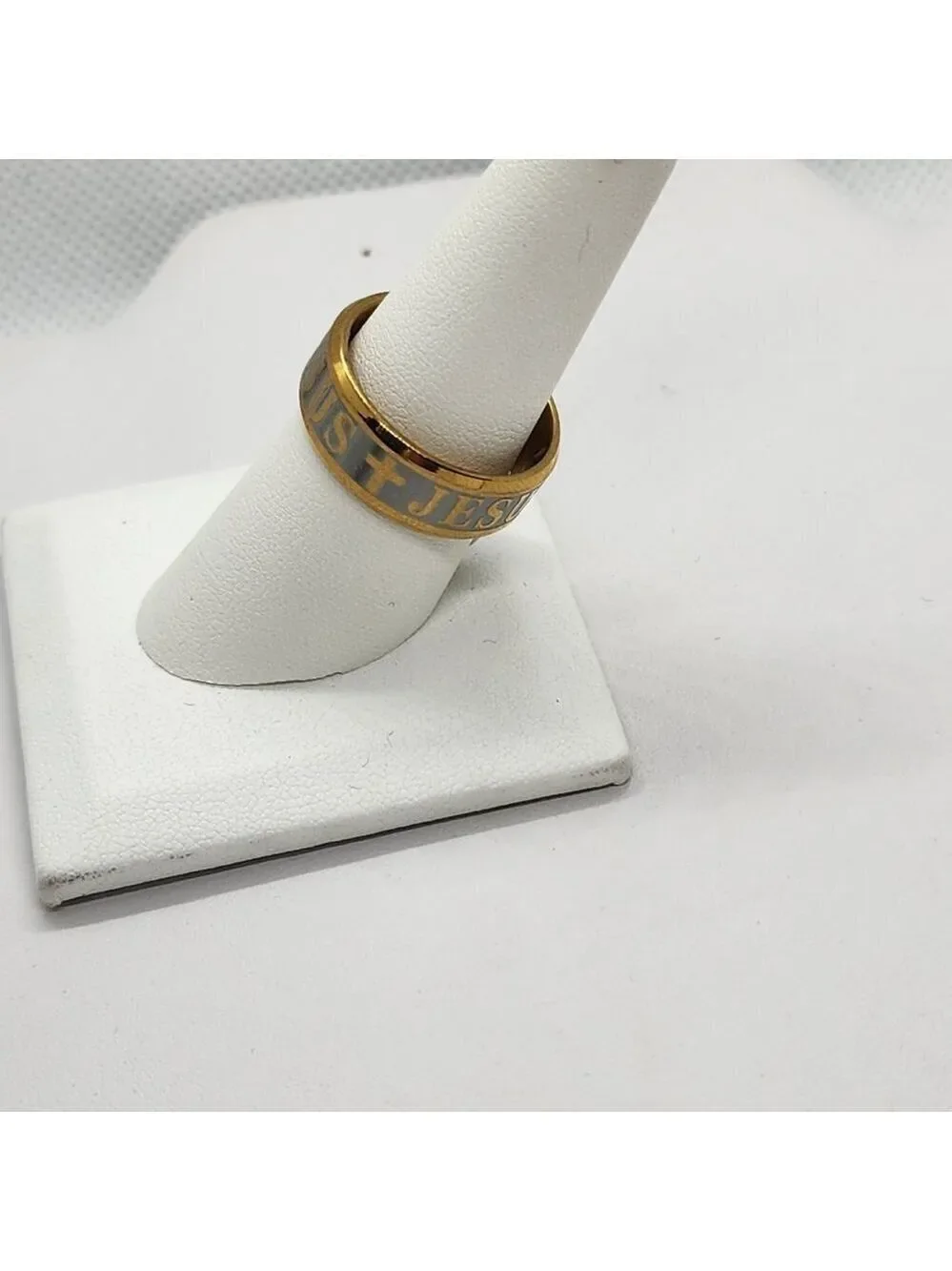 Brand New   Stainless Steel Jesus Cross Ring